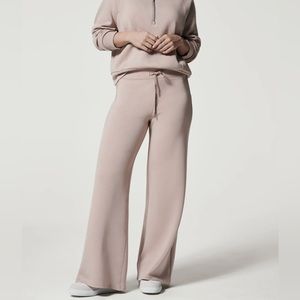 Spanx AirEssentials Wide Leg Pant